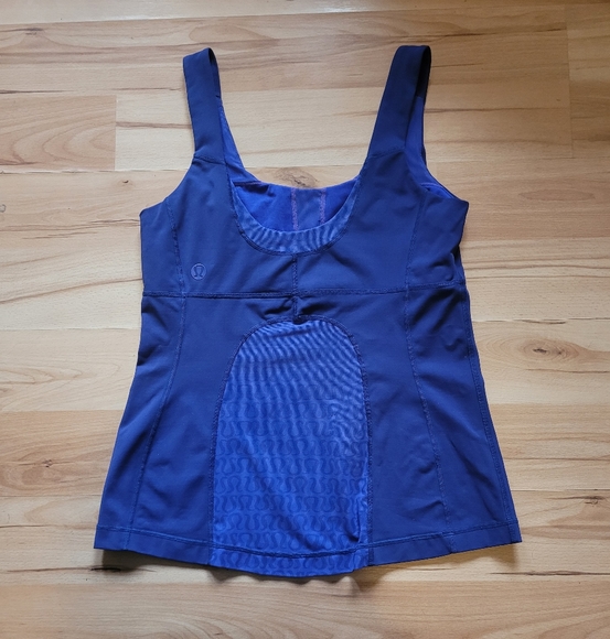 Lululemon Yoga Tank - Picture 4 of 5